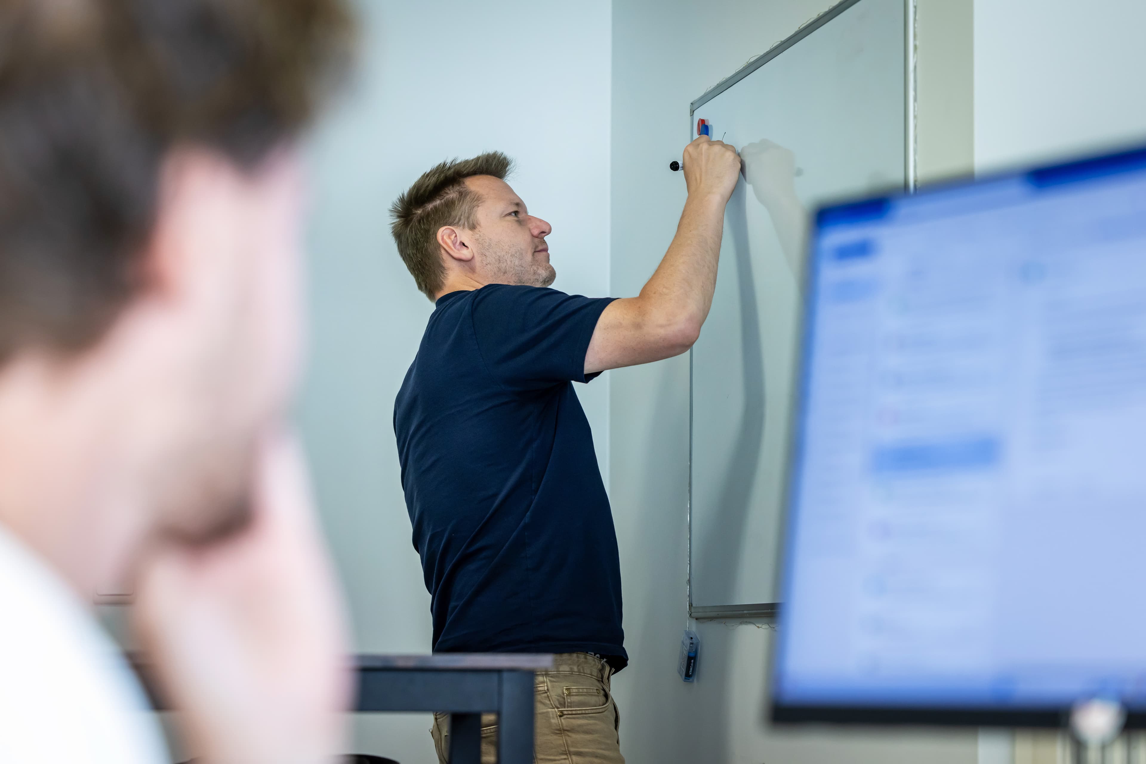 Opteco-team aan het werk met Smart-E-Grid